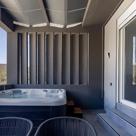 Apartman Maxi 75 With Jacuzzi,by Idealstay Experience *
